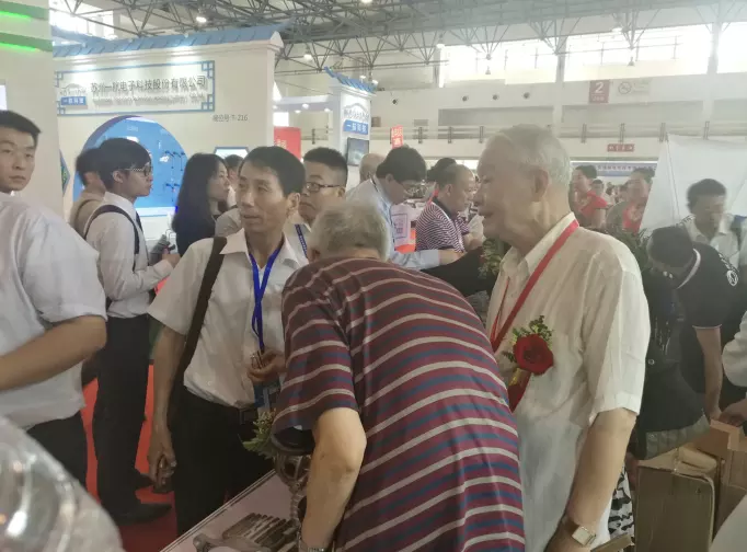 Sales team of Xinda motor at expo