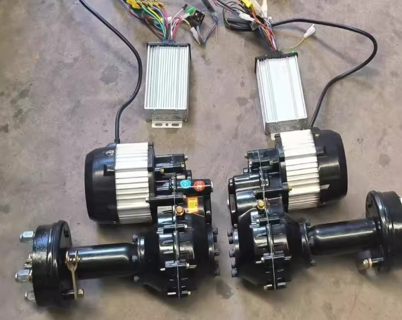 Electric crawler vehicle, electric tank, remote control dual motor drive