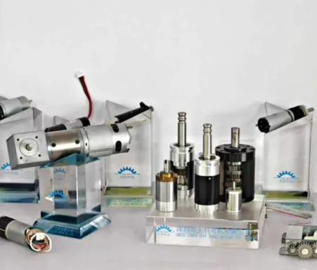 What are the differences between different types of geared motors?