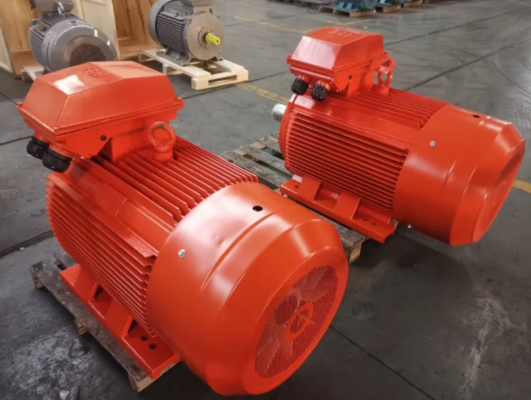 Why do motors with the same power output vary so much in size?
